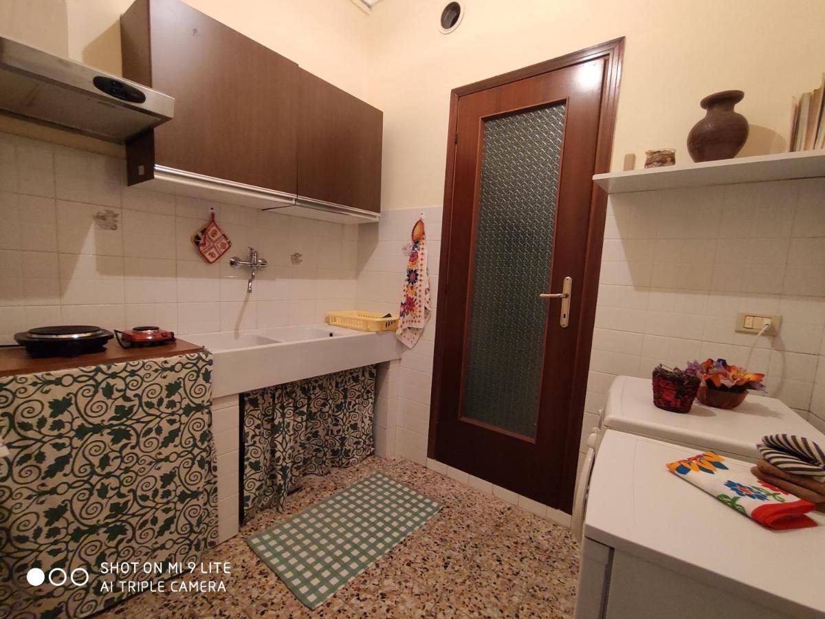 Ex Ostu Impero: Vino, Tartufo Ed Ospitalita Appartement La Morra Buitenkant foto